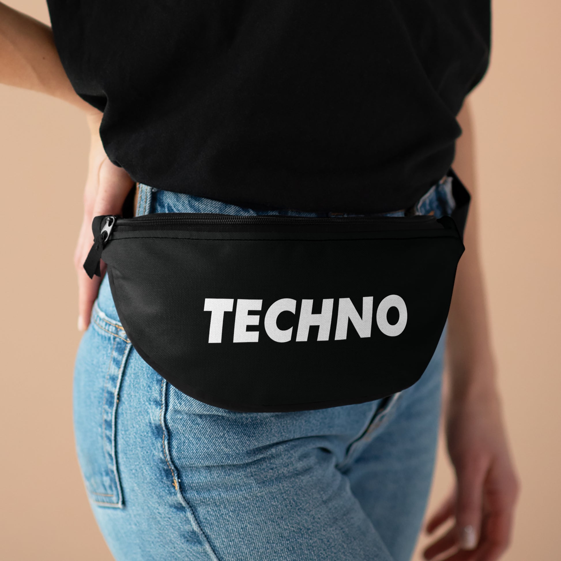 Techno belt bag worn around hips